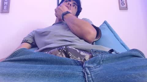 Snapshot of harrythomson1 chatting on February 16, 7:26 am harry thomson online show from February 16, 7:26 am