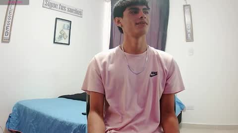 Snapshot of harrythomson1 chatting on October 12, 8:43 pm harry thomson online show from October 12, 8:43 pm