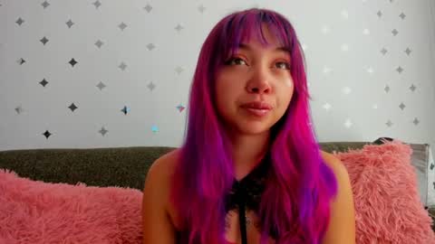 Sophia Blossom online show from August 4, 7:10 pm