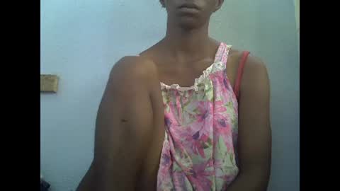 Snapshot of harysette chatting on January 28, 8:25 am harysette online show from January 28, 8:25 am