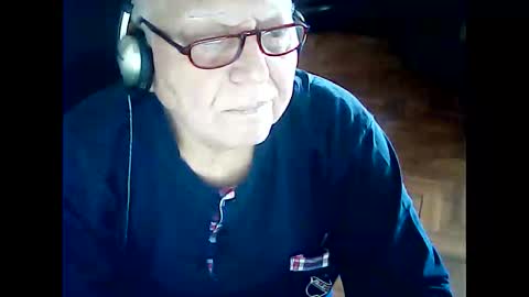 Snapshot of hasanben54398 chatting on October 26, 2:07 pm hasan online show from October 26, 2:07 pm