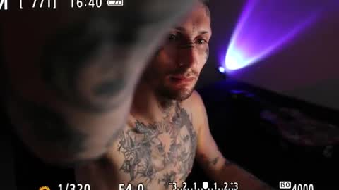 More content   2   online show from December 20, 7:48 am