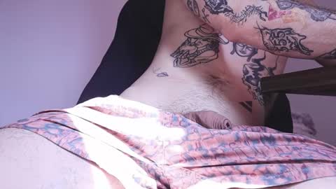 More content   2   online show from November 27, 3:41 pm