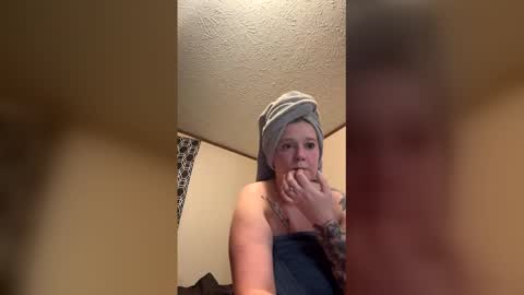 havannahx97 online show from April 6, 4:46 am