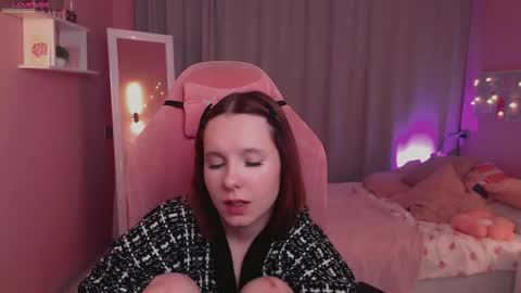 Mia online show from January 10, 1:33 am