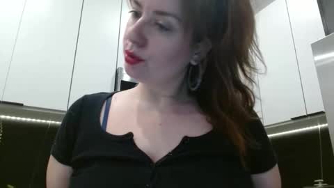 Hazel online show from March 14, 10:03 pm