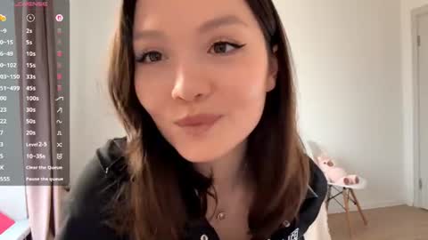 Kira online show from June 12, 4:28 pm