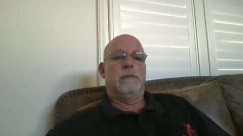 Snapshot of hdeuce22 chatting on October 21, 6:22 pm Hdeuce22 online show from October 21, 6:22 pm