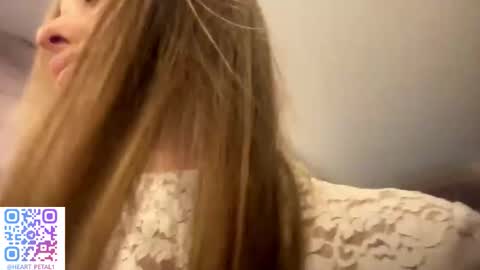 Mona online show from November 7, 9:12 am