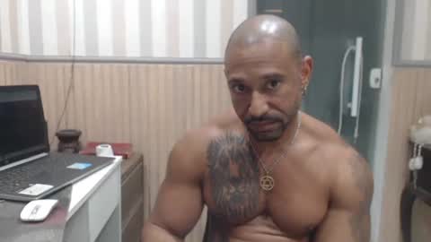hebertgomes online show from June 24, 10:28 pm