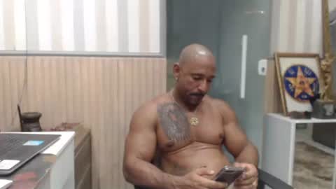 hebertgomes online show from March 4, 11:35 pm