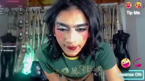 hecate_doll online show from July 28, 7:04 pm