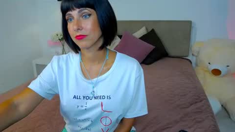 heidieraven online show from July 13, 2:09 pm