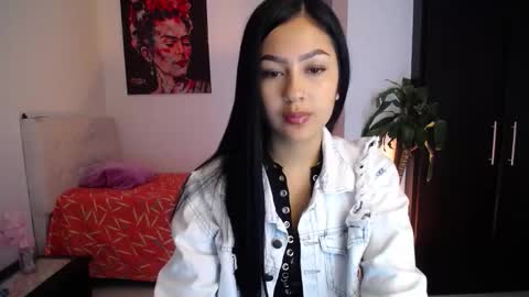 Heidy online show from February 9, 12:53 pm