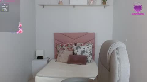 Heidy  online show from December 3, 6:11 pm