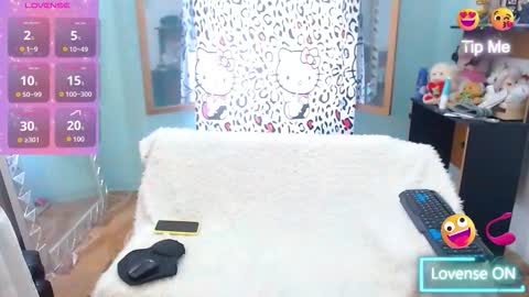 HEIDY   online show from September 15, 11:33 am