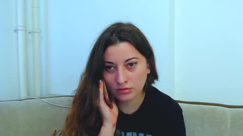 helen_adams_ online show from January 21, 11:35 am