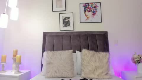 Helen  online show from March 7, 1:00 pm