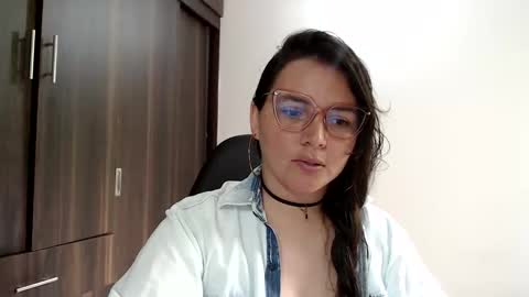 Snapshot of helena018 chatting on September 24, 3:41 pm helena online show from September 24, 3:41 pm