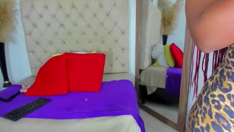 HELENA COPPER online show from October 31, 11:16 pm