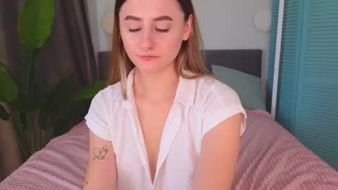 Helen online show from August 6, 11:19 am
