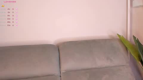 Helen online show from November 4, 4:19 pm