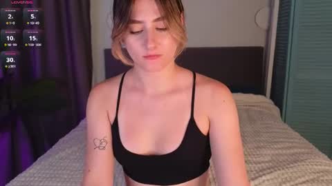 Helen online show from July 6, 3:03 pm