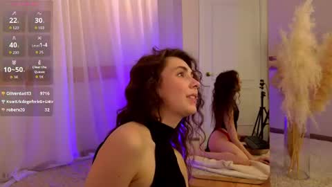 Scarlet online show from July 28, 4:51 pm
