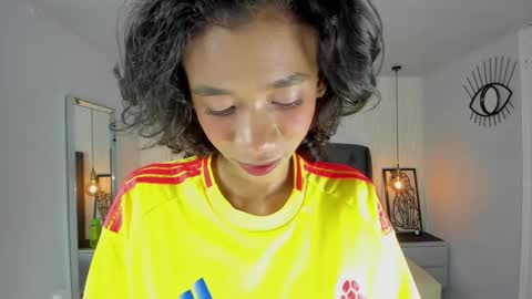   online show from September 9, 8:53 pm