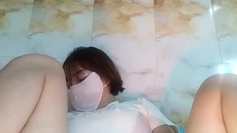 Snapshot of helenna_00 chatting on October 13, 10:56 pm helenna_00 online show from October 13, 10:56 pm