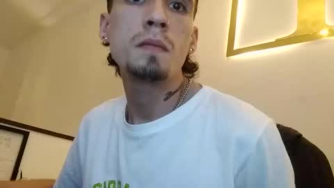 Eros online show from April 24, 8:16 am