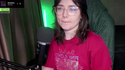 Red online show from July 14, 6:35 pm