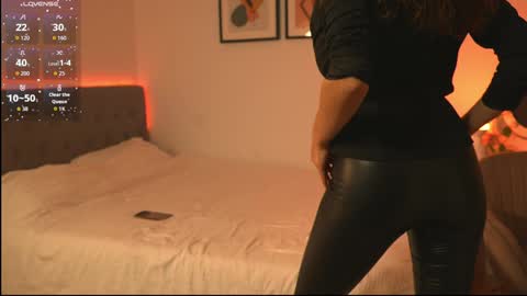 Lorette Lory online show from November 30, 11:34 pm