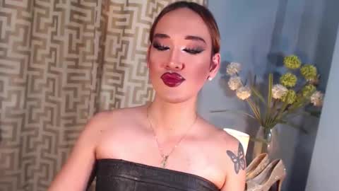 hellatarahathor online show from March 14, 11:03 am