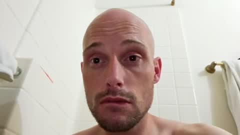 helloladysandgents online show from April 28, 7:01 am