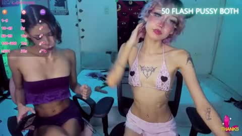 Raven and Momo online show from December 11, 2:41 am