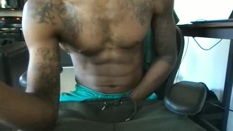Snapshot of hendrixx89 chatting on October 13, 1:24 pm DrixxTheGod online show from October 13, 1:24 pm