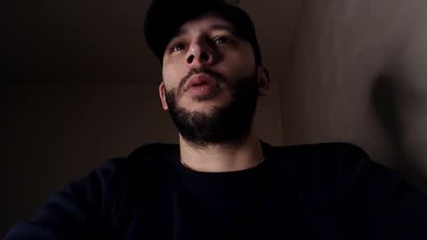 HenryAxe online show from December 21, 1:34 am