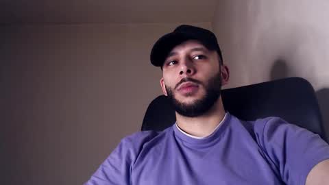 HenryAxe online show from November 21, 2:15 pm