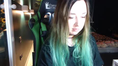 Hentaishiing online show from June 19, 9:21 pm