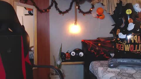 HERA online show from October 21, 10:24 pm