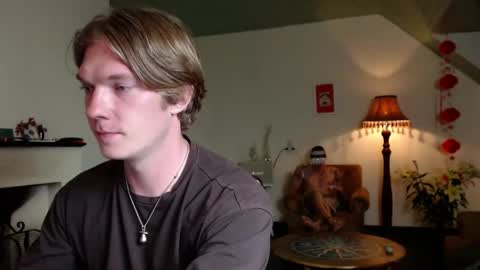 Snapshot of hercules__ chatting on February 27, 9:50 am Gregblonde Alextattoo online show from February 27, 9:50 am