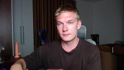 Snapshot of hercules__ chatting on September 22, 2:54 pm Gregblonde Alextattoo online show from September 22, 2:54 pm