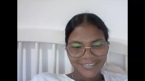 hermione_franco online show from April 8, 1:14 pm