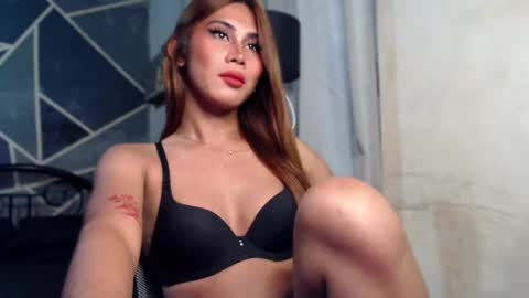 Davey online show from November 5, 12:01 am