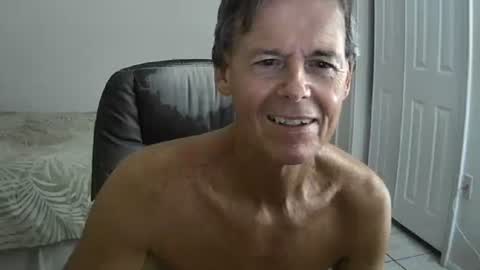 hewes1 online show from October 28, 10:16 am