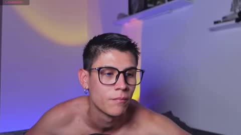 hey_cesard online show from March 11, 12:33 am