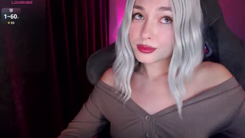  Nora  online show from February 26, 1:09 am