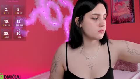 Tessa online show from December 3, 11:33 am