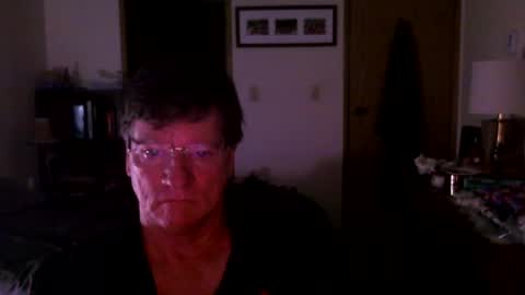 Snapshot of hg99too chatting on October 11, 2:22 pm hg99too online show from October 11, 2:22 pm